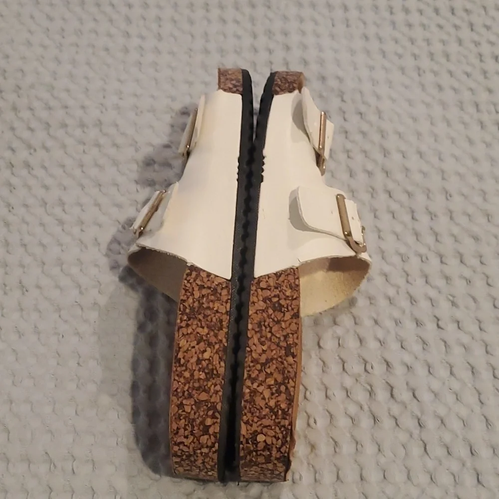 White Sandals Size 4 (3)